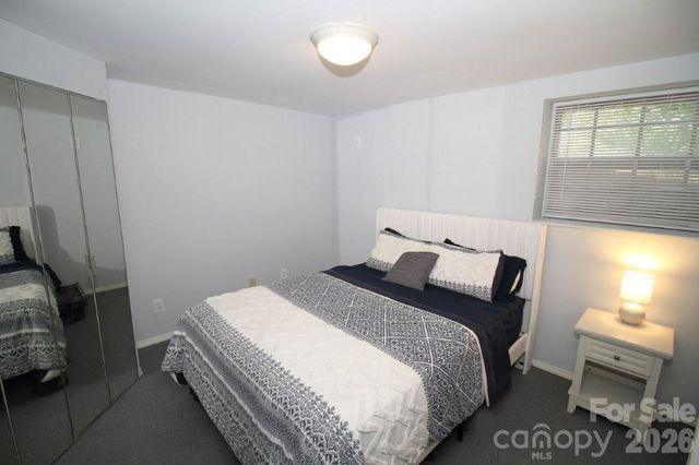 36 Clarendon Road, Asheville, NC 28806