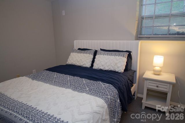 36 Clarendon Road, Asheville, NC 28806