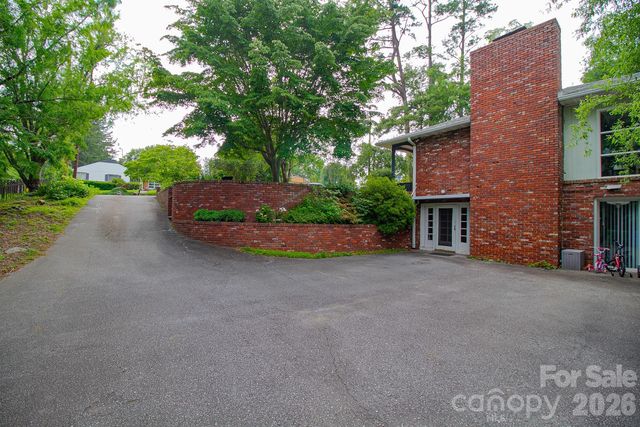 36 Clarendon Road, Asheville, NC 28806