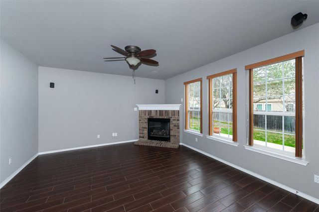 184 Tulip CV, Kyle, TX 78640