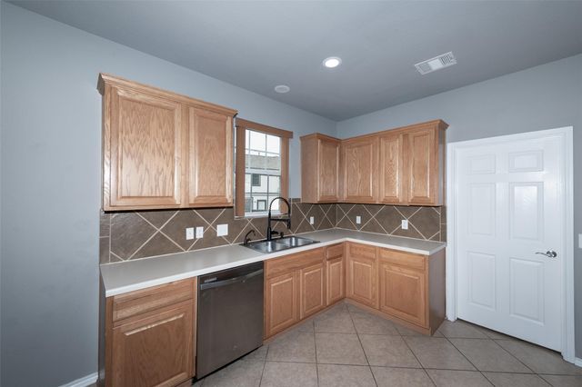 184 Tulip CV, Kyle, TX 78640