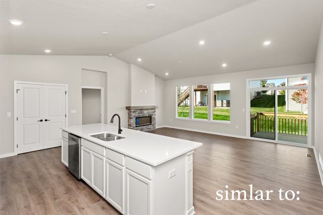 9443 Emilia Lane, West Des Moines, IA 50266