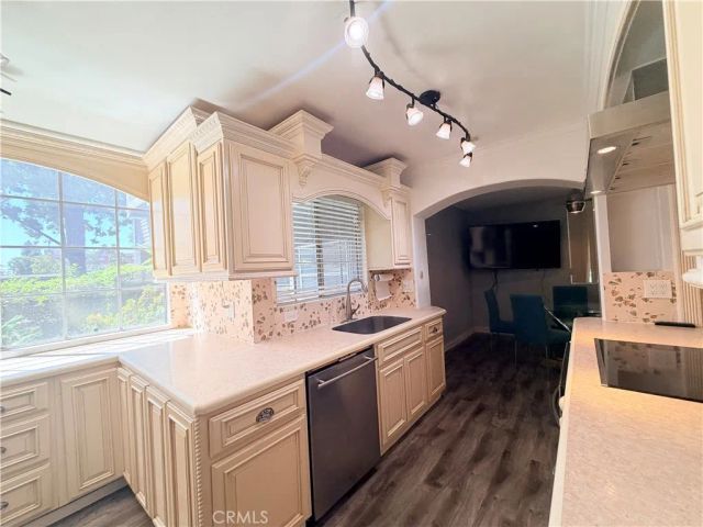25645 Pine Creek 28, Wilmington, CA 90744