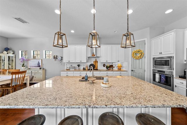 1001 SONESTA AVENUE, Brandon, FL 33511