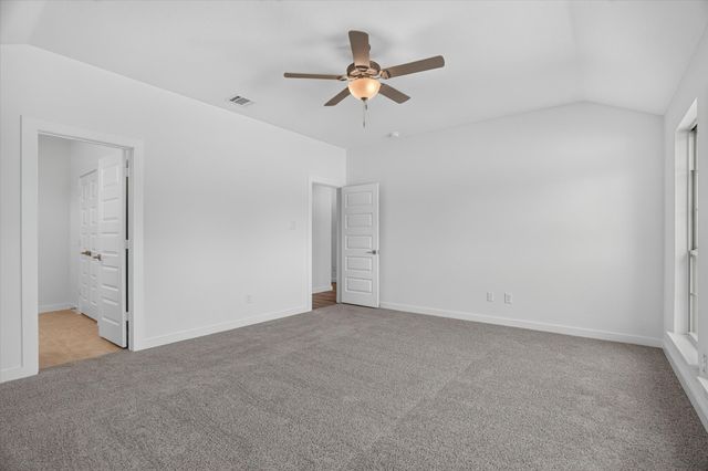 1422 Quail Creek Drive, Cleburne, TX 76033