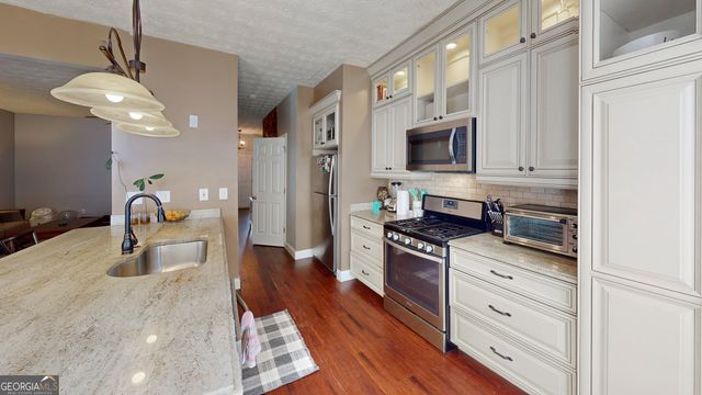 1511 Paramount Lane, Sugar Hill, GA 30518