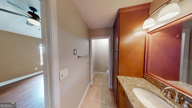 1511 Paramount Lane, Sugar Hill, GA 30518