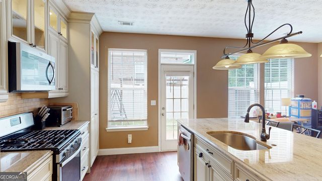 1511 Paramount Lane, Sugar Hill, GA 30518