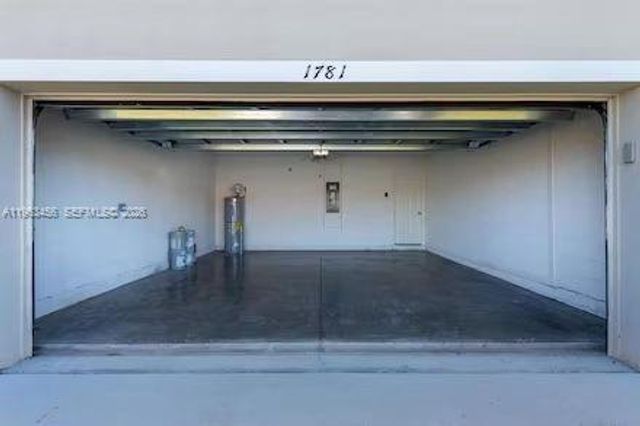 1781 SW Cinema St, Port St. Lucie, FL 34953