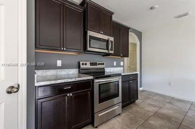 1781 SW Cinema St, Port St. Lucie, FL 34953