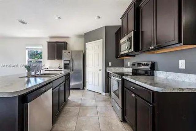 1781 SW Cinema St, Port St. Lucie, FL 34953