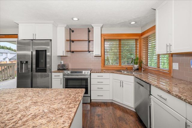 3808 S Loretta Dr, Spokane Valley, WA 99206