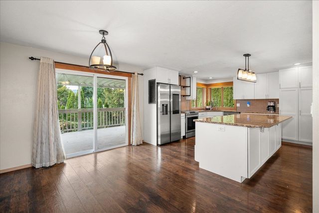 3808 S Loretta Dr, Spokane Valley, WA 99206