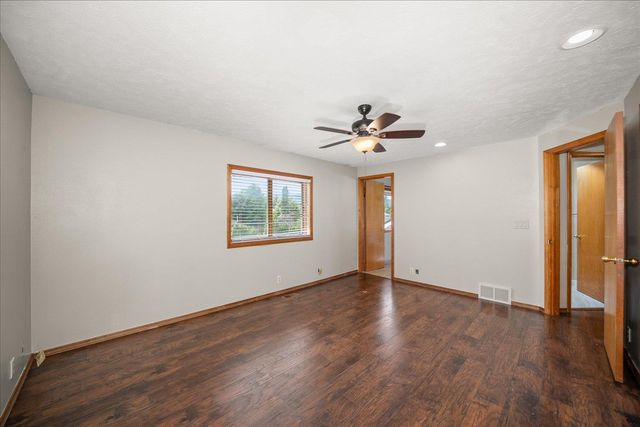 3808 S Loretta Dr, Spokane Valley, WA 99206