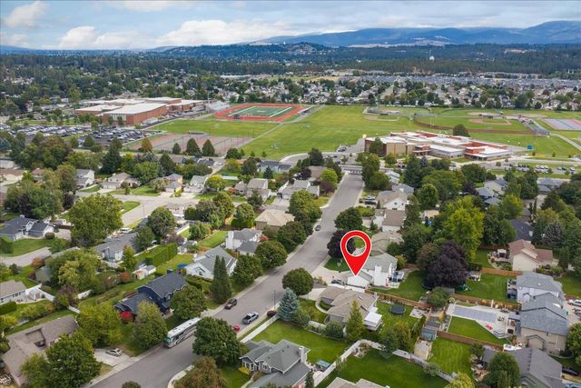 3808 S Loretta Dr, Spokane Valley, WA 99206