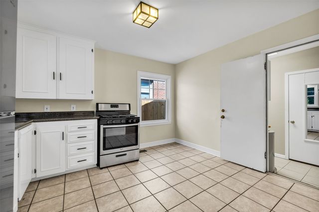 1634 S Lewis Place, Tulsa, OK 74104