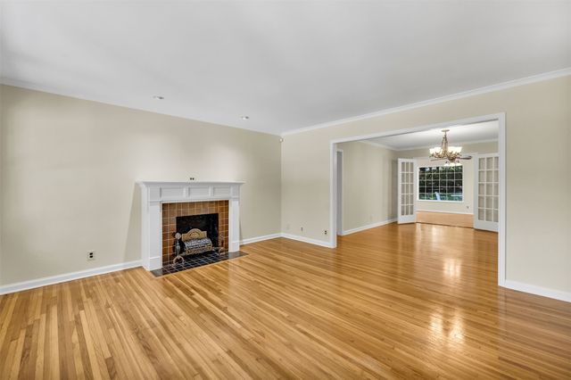 1634 S Lewis Place, Tulsa, OK 74104