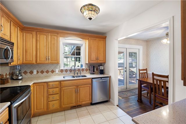 832 Hide-A-Way Lane, London, AR 72847