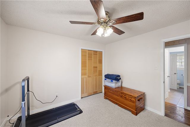 832 Hide-A-Way Lane, London, AR 72847