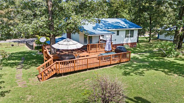 832 Hide-A-Way Lane, London, AR 72847