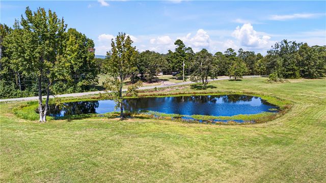 832 Hide-A-Way Lane, London, AR 72847