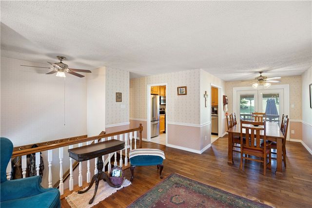 832 Hide-A-Way Lane, London, AR 72847