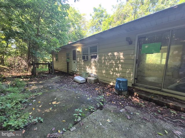 570 MULLEN HOLLOW RD, Birdsboro, PA 19508