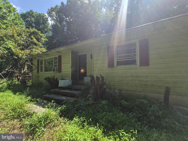 570 MULLEN HOLLOW RD, Birdsboro, PA 19508