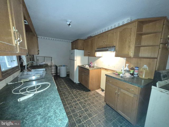 570 MULLEN HOLLOW RD, Birdsboro, PA 19508
