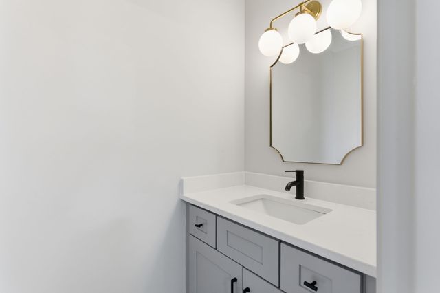 1264 Tuckahoe Dr, Nashville, TN 37207