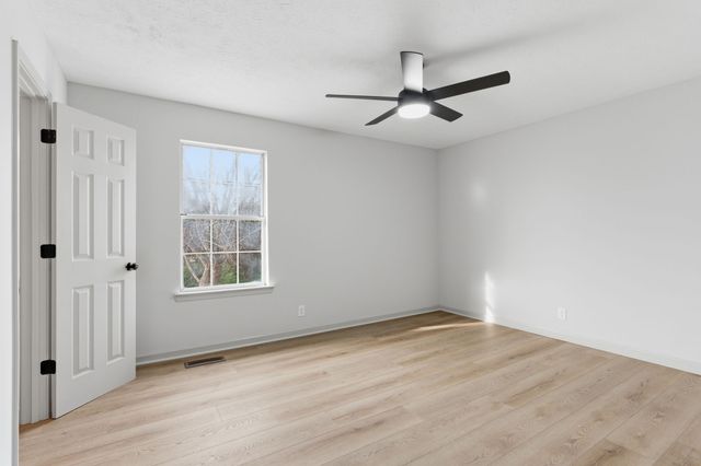 1264 Tuckahoe Dr, Nashville, TN 37207