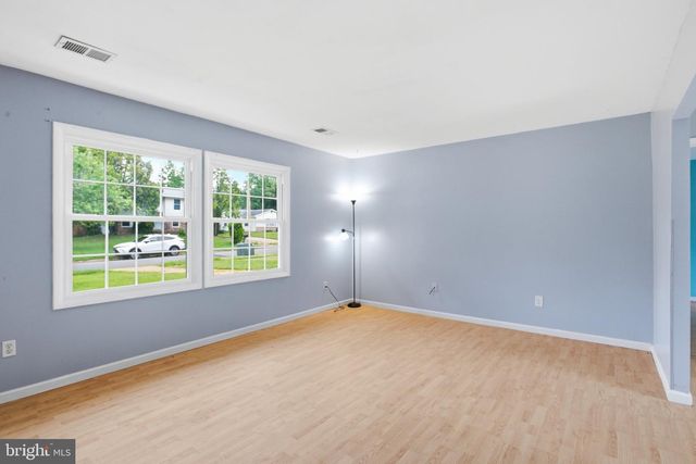 909 FOWLER CT, Waldorf, MD 20602
