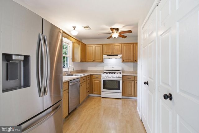 909 FOWLER CT, Waldorf, MD 20602