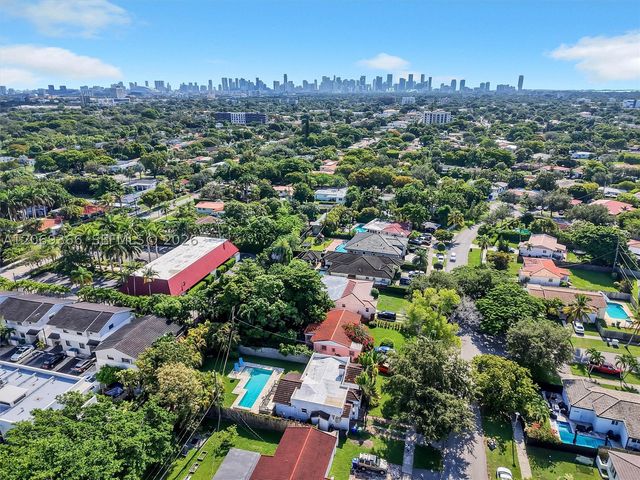 3605 SW 18th Ter, Miami, FL 33145