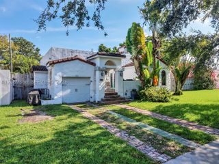 3605 SW 18th Ter, Miami, FL 33145