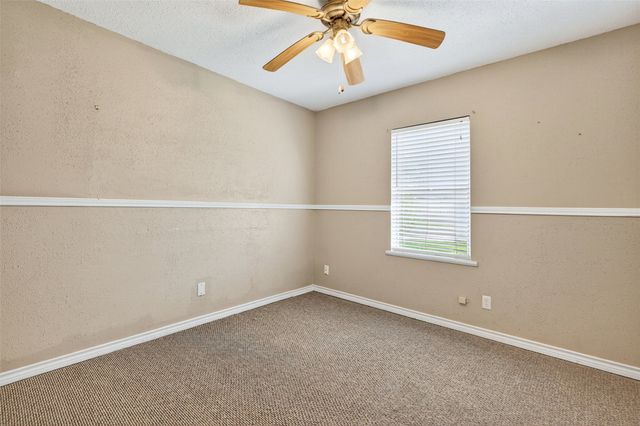 606 S Gordon Street, Sherman, TX 75092