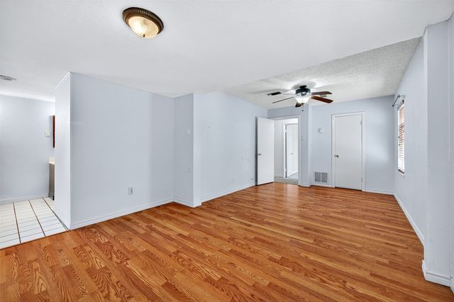 606 S Gordon Street, Sherman, TX 75092
