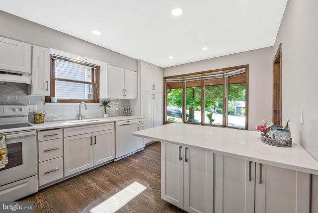 446 KINGWOOD RD, Linthicum Heights, MD 21090
