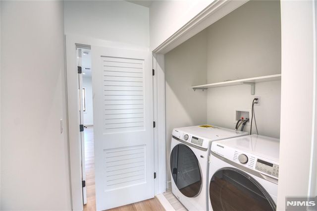 35 Henry Avenue 2nd Floor, Palisades Park, NJ 07650