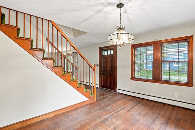 38 Millham St, Marlborough, MA 01752