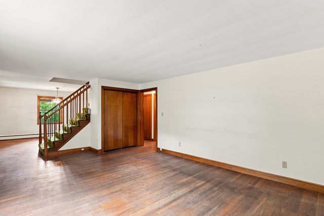 38 Millham St, Marlborough, MA 01752