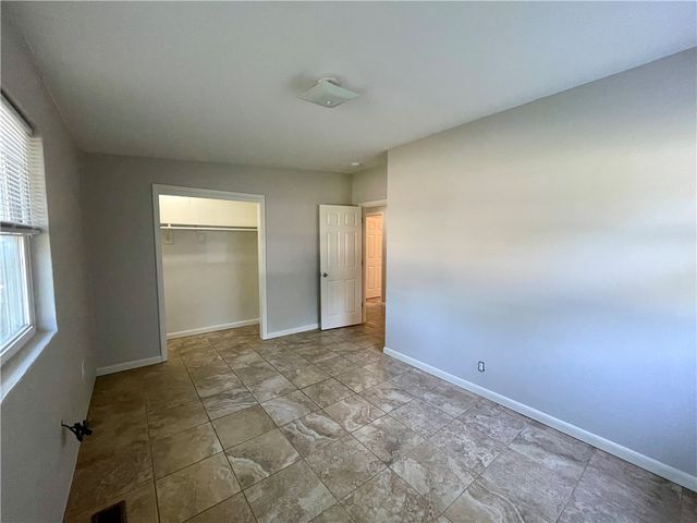 811 N Kansas Street, Springdale, AR 72764