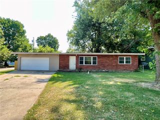 811 N Kansas Street, Springdale, AR 72764