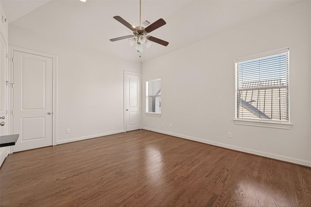 3217 Maxroy Street, Houston, TX 77008