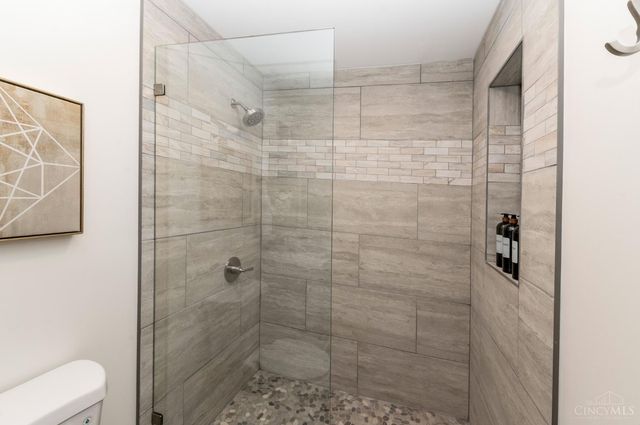 2493 Downing Drive, Cincinnati, OH 45208