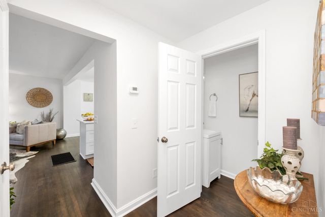 2493 Downing Drive, Cincinnati, OH 45208