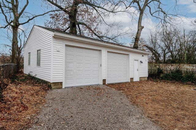 2493 Downing Drive, Cincinnati, OH 45208