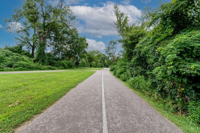 2493 Downing Drive, Cincinnati, OH 45208