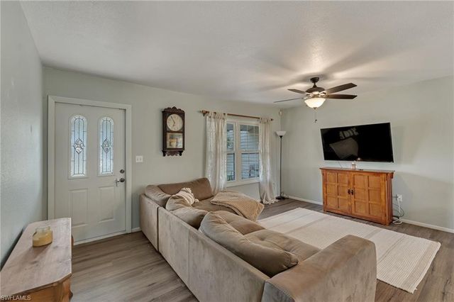 4003 S Edgewater CIR, Labelle, FL 33935