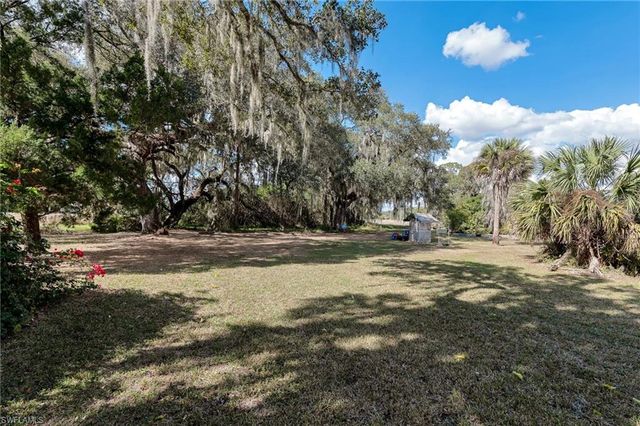 4003 S Edgewater CIR, Labelle, FL 33935